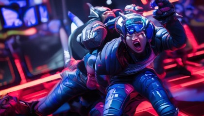 S15揭幕战：T1轻取G2，Faker沙皇上演王者归来