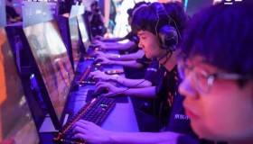 Uzi入选英雄联盟名人堂：电竞名人堂ADC选手的全球总决赛亚军之路